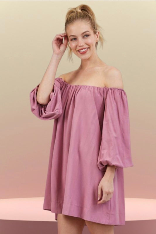 Off shoulder dress pink